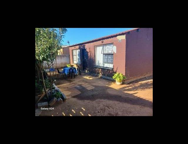 2 BEDROOM HOUSE FOR SALE IN PALM RIDGE